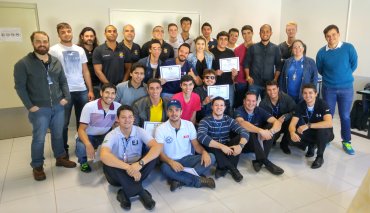 Encerramento da 02ª turma de 2016 do curso teórico para Piloto Comercial de avião em Itápolis.