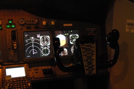Lado do co-piloto (Cockpit).
