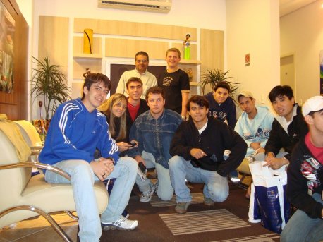 Victor; Flávia (instr.); Caspani (instr.); Isaac; Eduardo; Ivo (instr.); Veroneze (instr.); Ibiá; Ronald; Eduardo (instr.) e André.