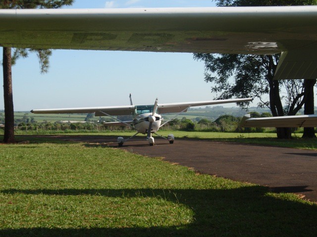 PR-EJD é a terceira aeronave a decolar.