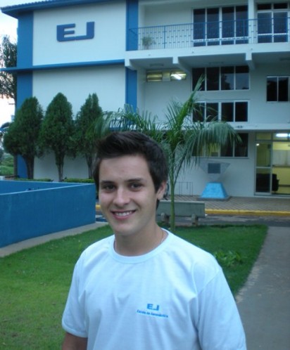 Caio Vinicius Novelli Boschier - Tabatinga SP.