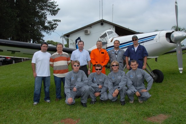 Checador Matheus, Edmir(Diretor), Josué(Diretor/Instrutor), Equipe de solo(Pinduca, Cesar e Censoni).<br><br>
Piloto Alunos(Cícero, Marciel, Aluísio e Juliano.