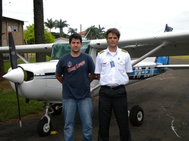 Aluno Gabriel Albano e instrutor Douglas.