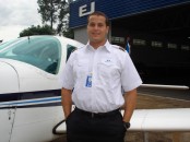 Mais um instrutor contratado pelo Projeto Primeiro Emprego. Agora foi a vez do piloto Ricardo Bortkievicz Vallim.
