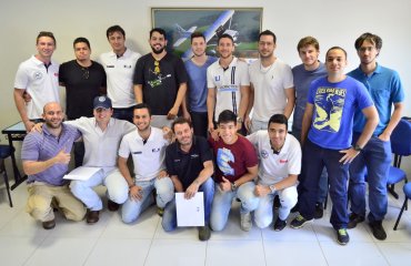 Encerramento da 5ª turma de 2015 do curso teórico para Piloto Comercial em Itápolis.