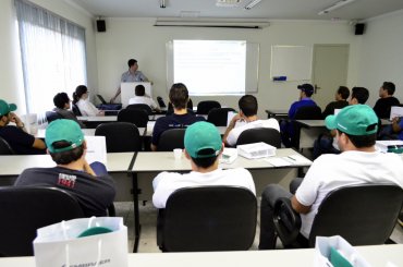 Palestra Embraer - Ipanema/CAVAG - Rodrigo Capobiango (Engenheiro Aeronáutico - EMBRAER)