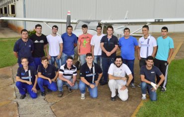 01ª turma de 2016 do curso teórico para Mecânico de Manutenção Aeronáutica em Itápolis.