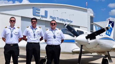 A EJ contrata mais 3 instrutores de voo para unidade de Jundiaí.