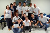Entrega do certificado de conclusão aos alunos da 5ª Turma de 2013 do curso de Piloto Comercial em Itápolis.