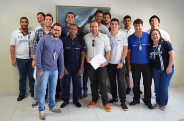 Encerramento da 3ª turma de 2015 do curso teórico para Piloto Comercial em Itápolis.
