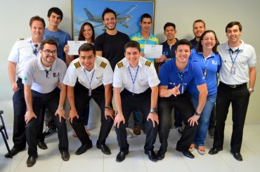 Encerramento da 4ª turma de 2015 do curso teórico para Piloto Privado em Itápolis.