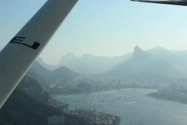 Navegação para o Santos Dumont, Rio de Janeiro.